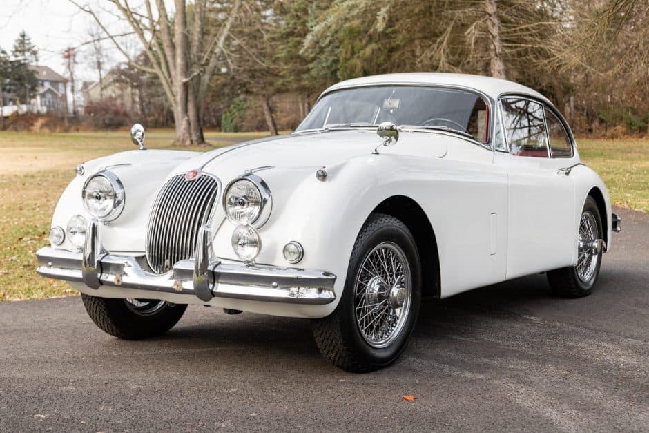 1960 Jaguar XK150 sold for $80,000