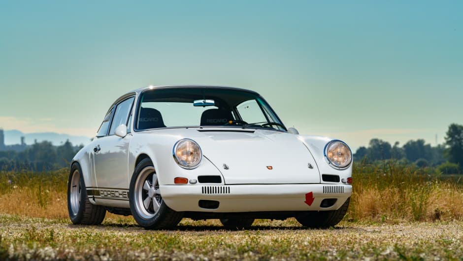 1965 Porsche SWB 911 (1965-1968) sold for $160,000