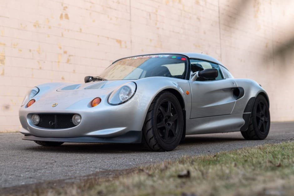 2000 Lotus Elise sold for $34,000