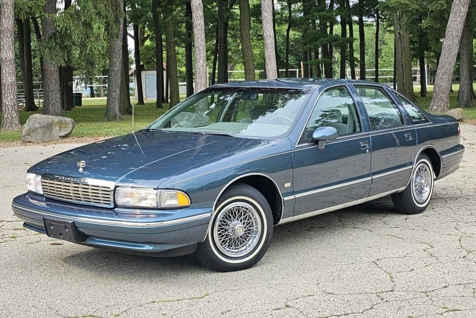 1993 Chevrolet Caprice sold for $13,571