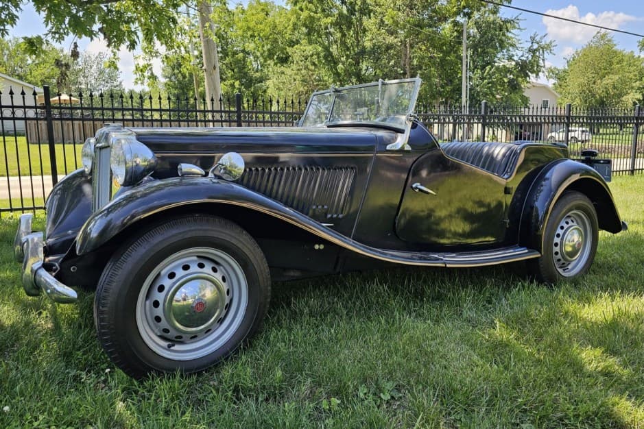 1953 MG TD sold for $9,609