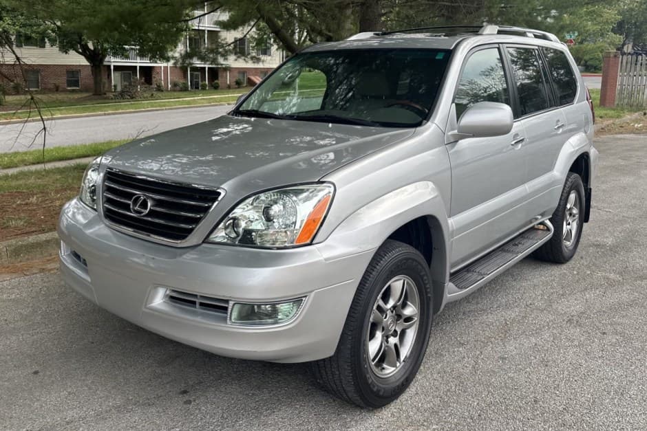 2008 Lexus GX sold for $13,400