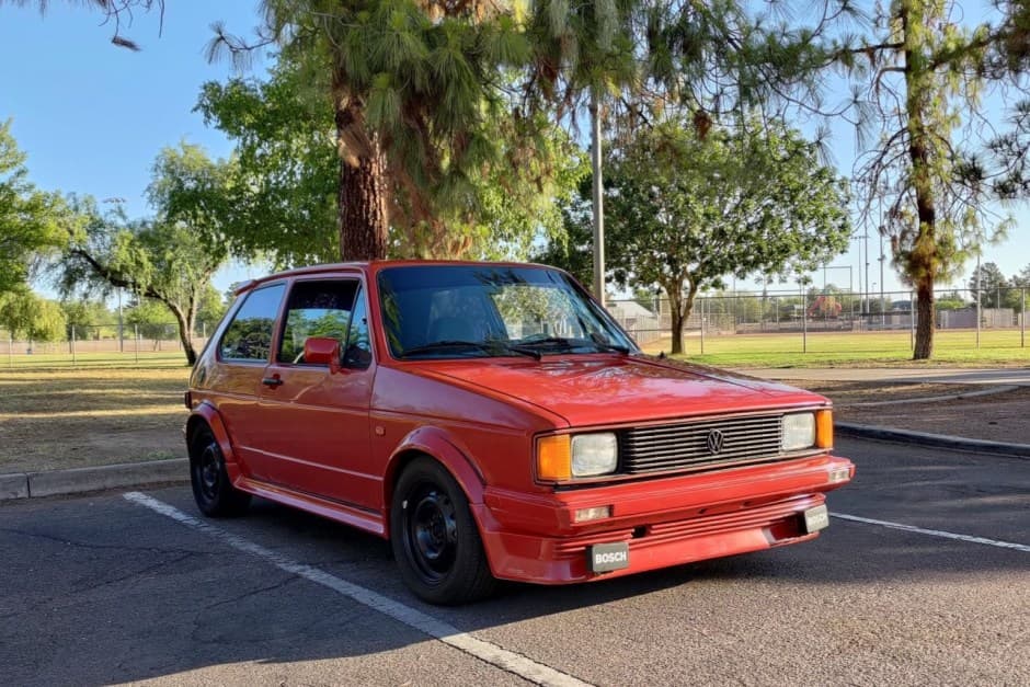 1984 Volkswagen Golf & Rabbit sold for $5,500