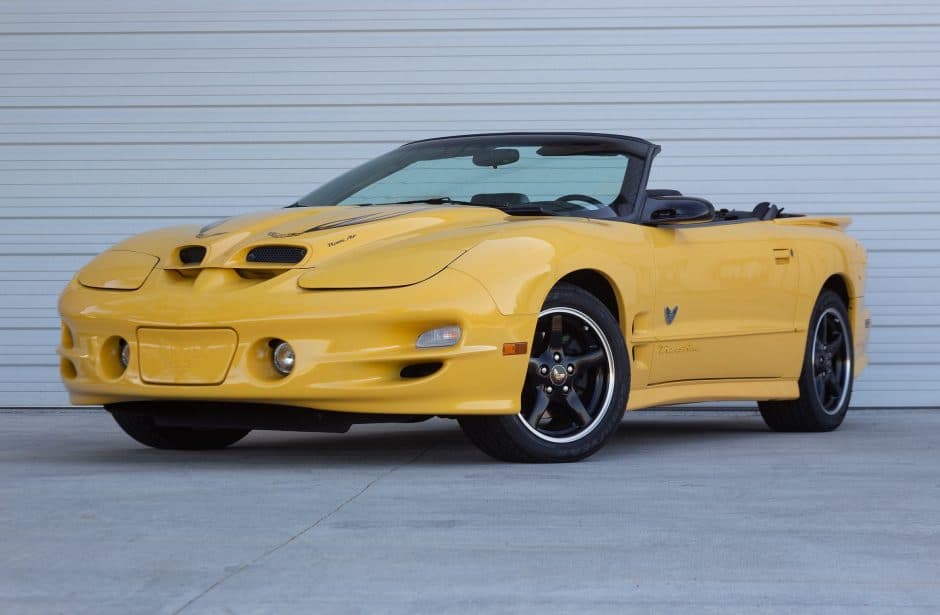 2002 Pontiac Firebird (1993-2002) sold for $38,250