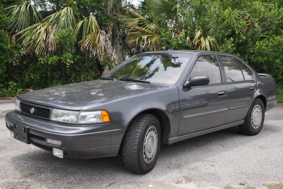 1993 Nissan Maxima sold for $8,000