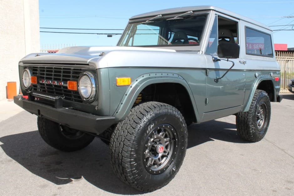 1973 Ford Bronco U13/U14/U15 1966-1977 sold for $60,000