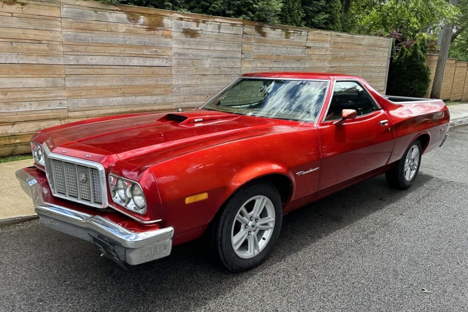 1974 Ford Ranchero sold for $13,777