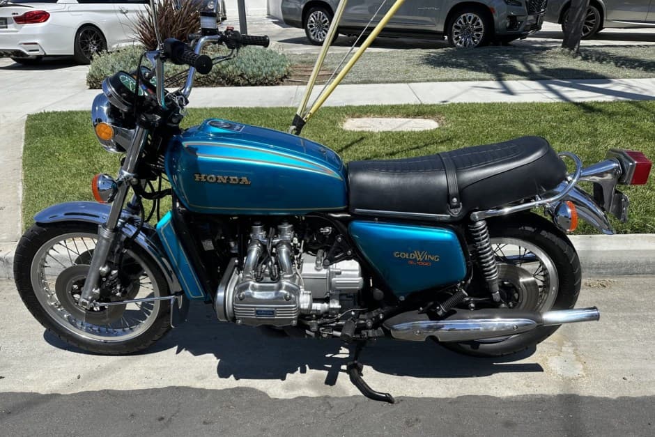 1975 Honda Gold Wing sold for $2,700