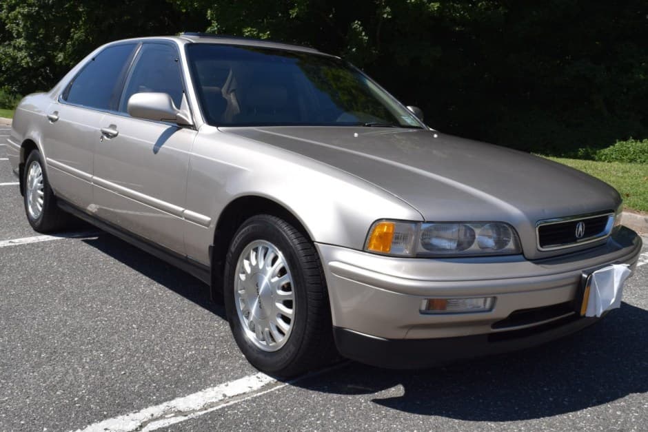 1993 Acura Legend sold for $9,100