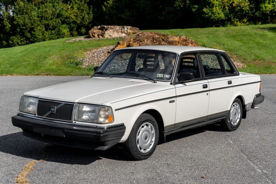 1987 Volvo 240 sold for $13,150
