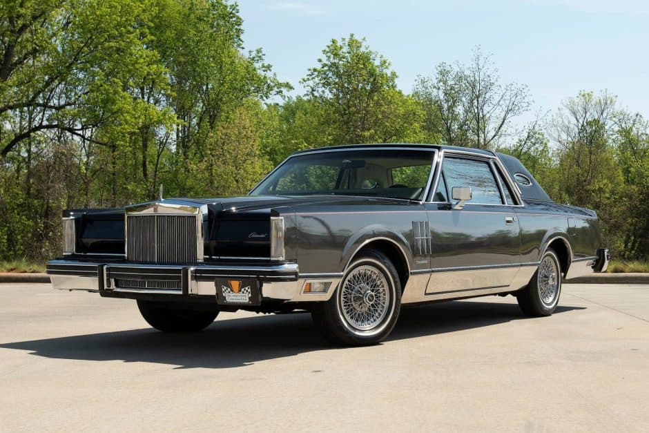 1981 Lincoln  sold for $14,500