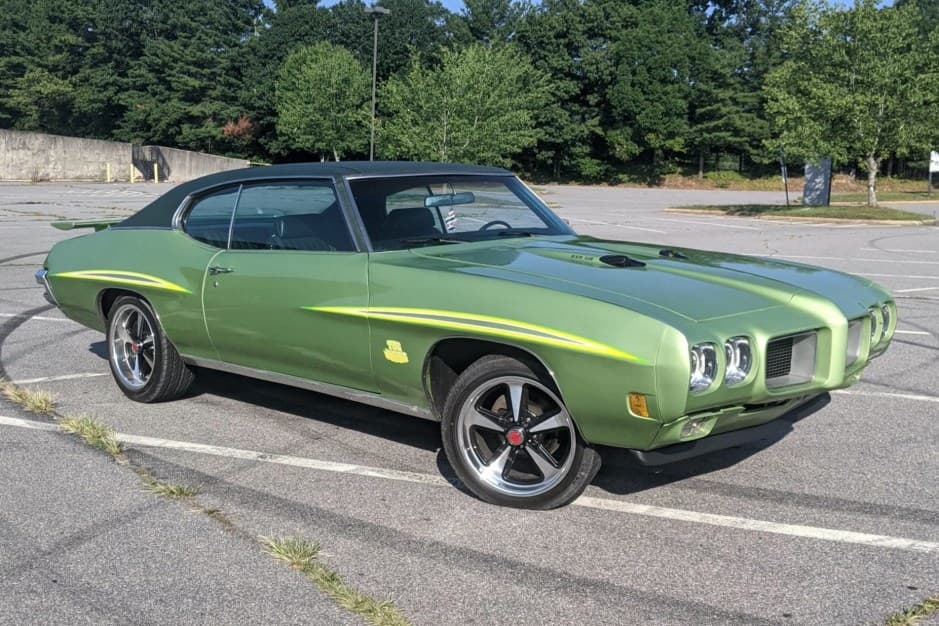 1970 Pontiac GTO sold for $30,750