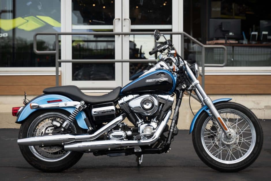 2011 Harley-Davidson Dyna sold for $9,250