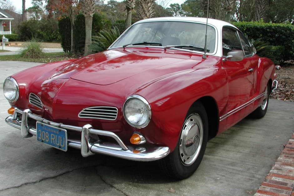 1969 Volkswagen Karmann Ghia sold for $7,900