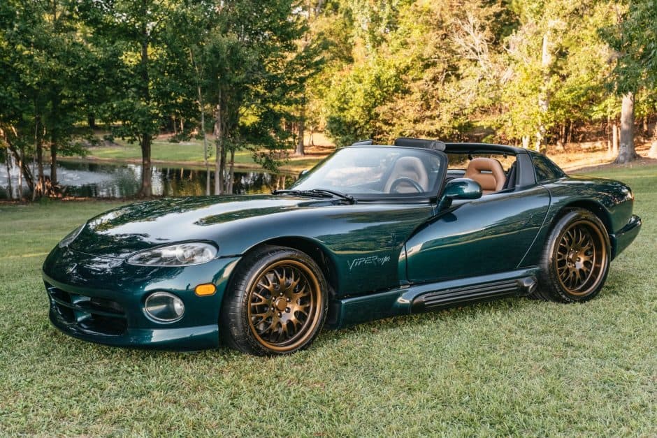 1995 Dodge Viper SR I (1992-1995) sold for $39,850