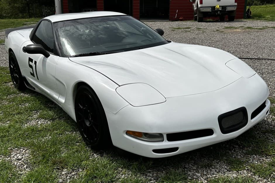 2004 Chevrolet Corvette C5 sold for $27,250