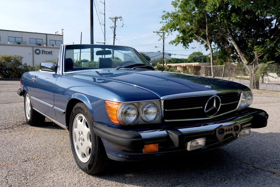 1986 Mercedes-Benz R107 SL sold for $17,750
