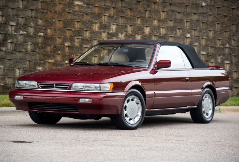 1991 Infiniti  sold for $6,100
