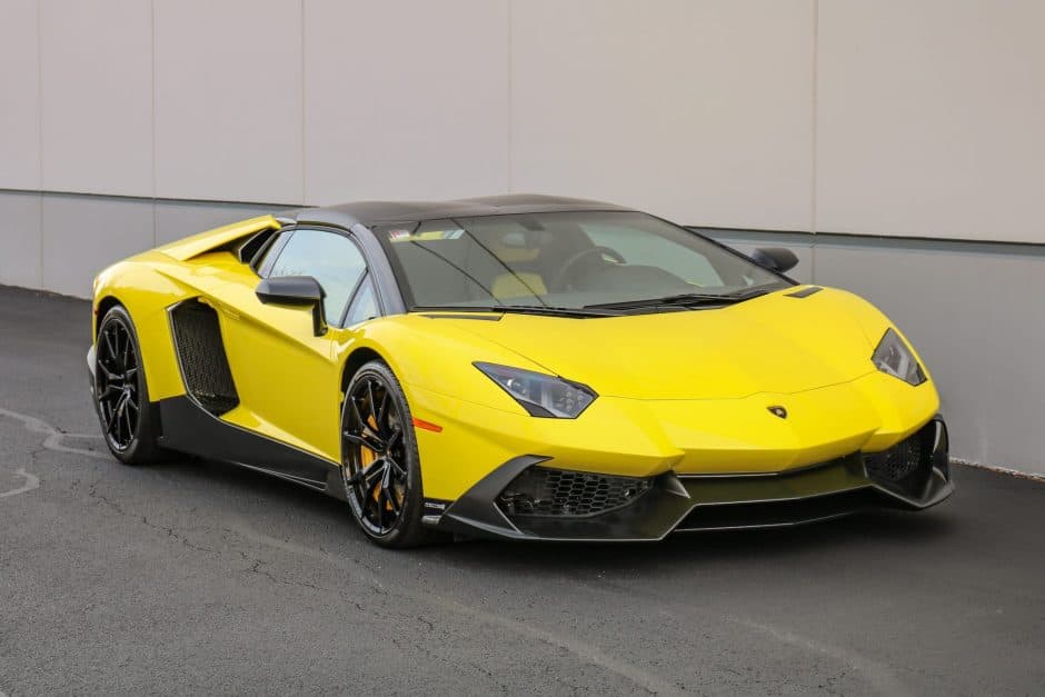 2014 Lamborghini Aventador sold for $515,000