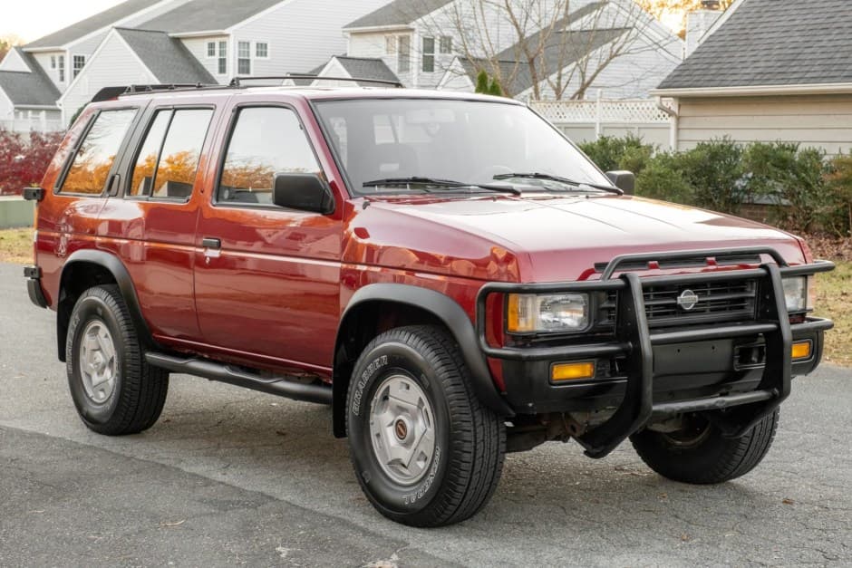 1995 Nissan Pathfinder sold for $16,654