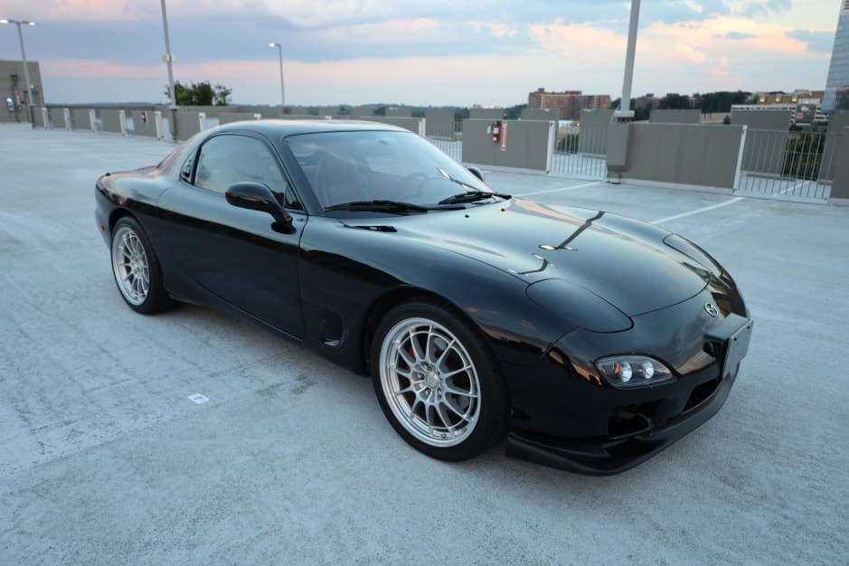 1993 Mazda RX-7 FD sold for $37,177