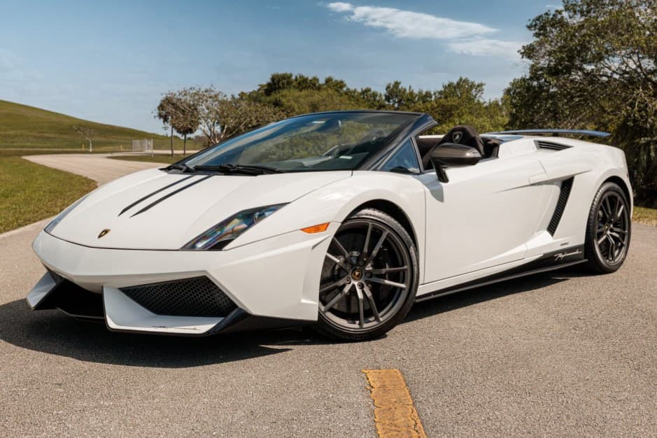2013 Lamborghini Gallardo sold for $153,000