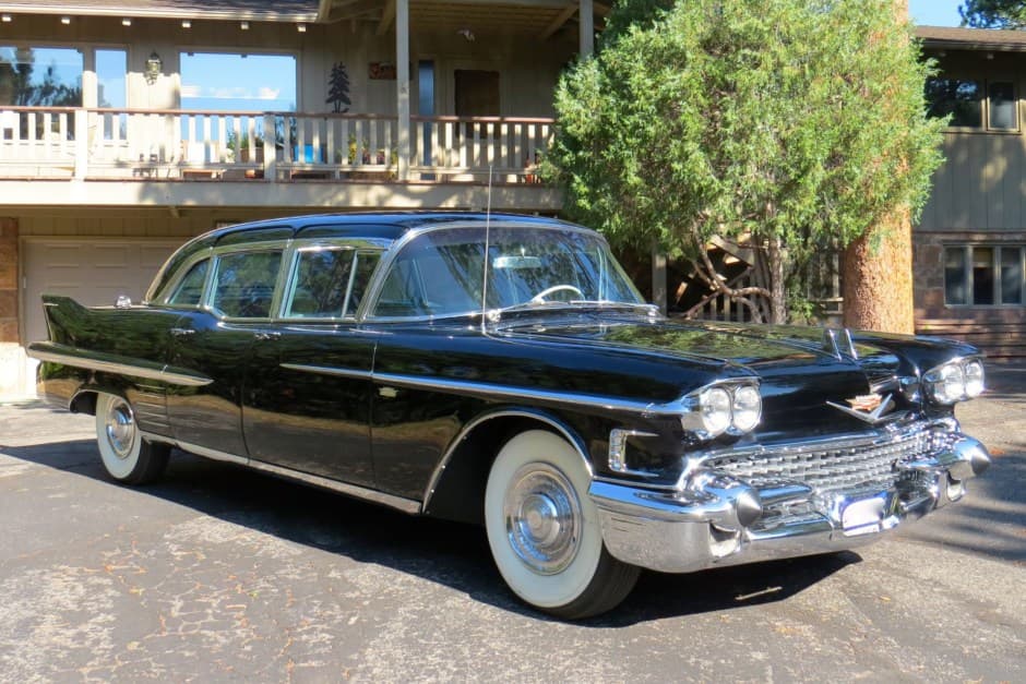 1958 Cadillac Series 75/Fleetwood sold for $28,000