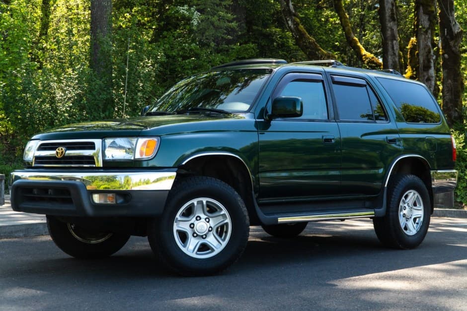 1999 Toyota 4Runner (N180) sold for $13,750