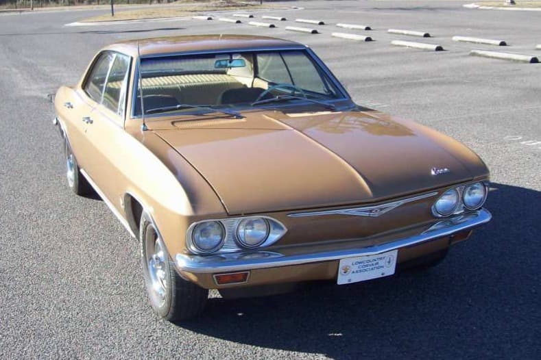 1965 Chevrolet Corvair (1965-1969) sold for $8,400