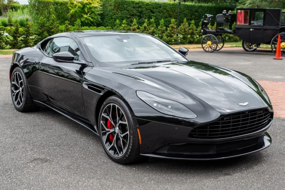 2019 Aston Martin DB11 sold for $87,500