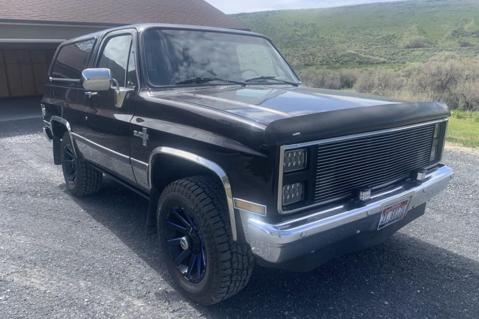 1985 Chevrolet K5 Blazer 1973-1991 sold for $13,100
