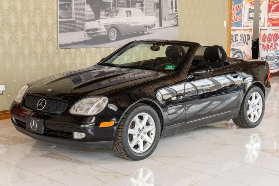 1999 Mercedes-Benz SLK-Class sold for $7,600