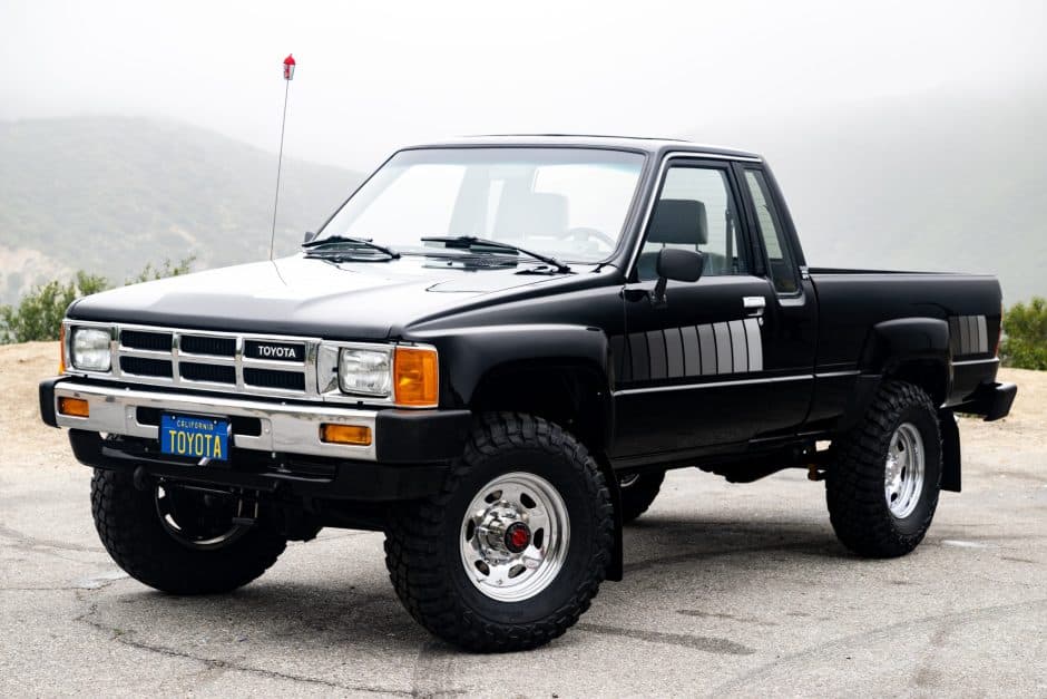 1985 Toyota Pickup (N50/N60/N70 1984-1988) sold for $36,500