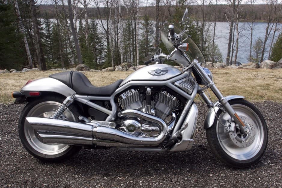 2003 Harley-Davidson V-Rod sold for $8,700