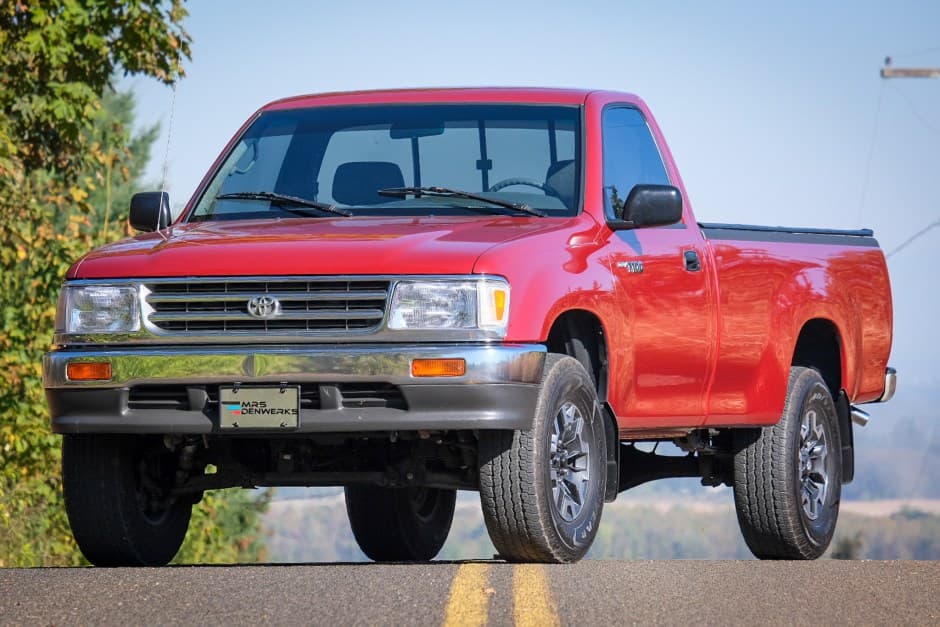 1993 Toyota T100 sold for $9,500