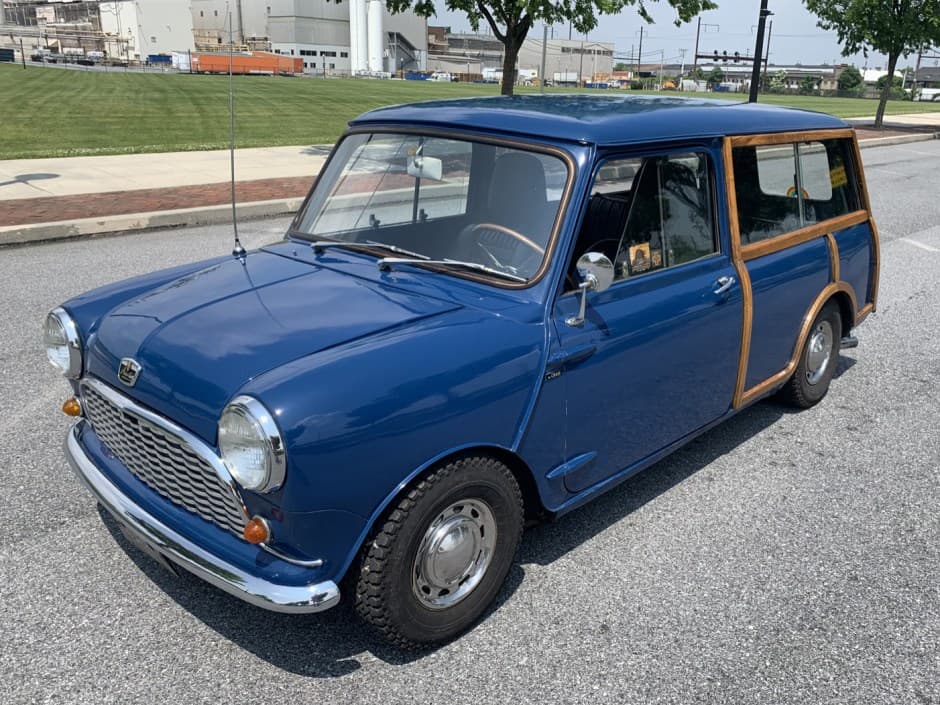 1961 Mini Mk I & Mk II sold for $5,800