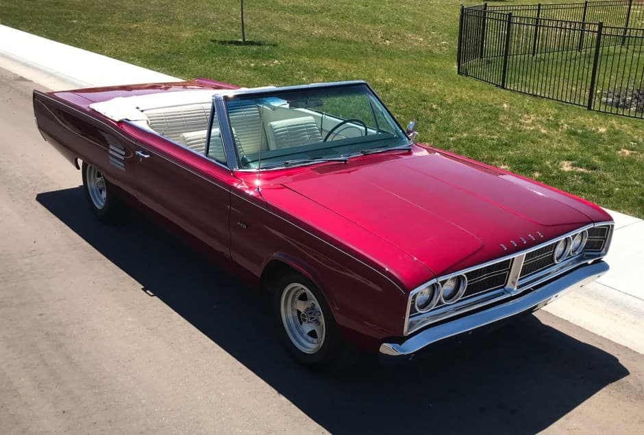 1966 Dodge Coronet sold for $23,250