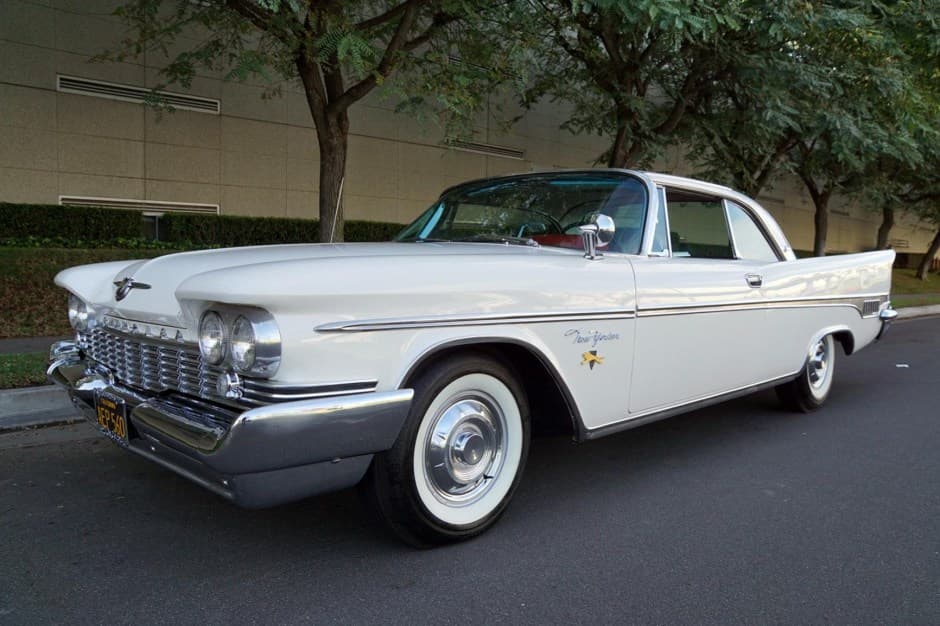 1959 Chrysler New Yorker sold for $43,500