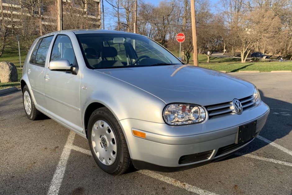 2006 Volkswagen Golf & Rabbit sold for $10,762