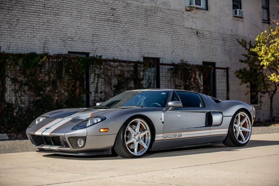 2006 Ford GT 1st Generation sold for $462,000