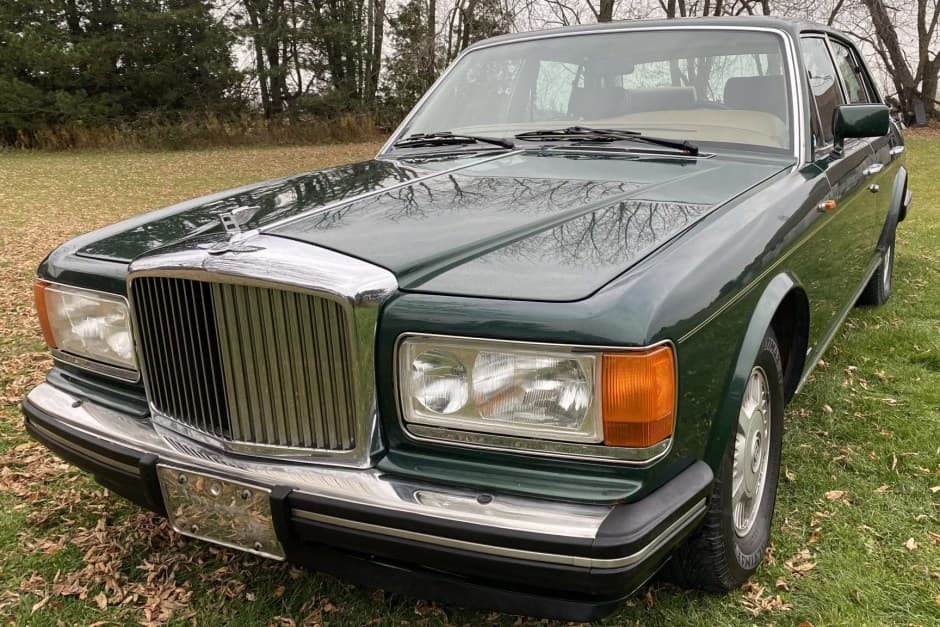1988 Bentley SZ Saloon sold for $8,500