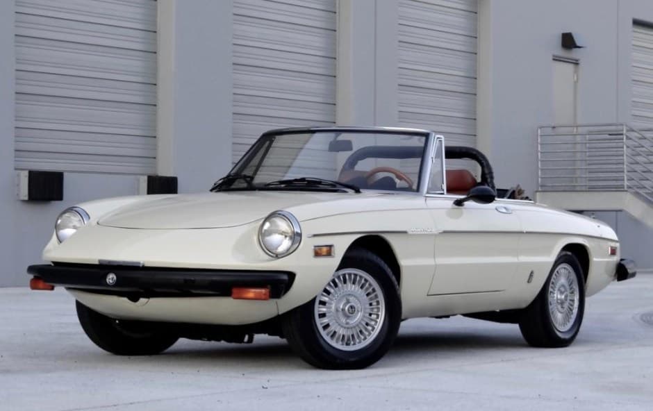 1981 Alfa Romeo 105/115 Spider Series 2 sold for $9,500