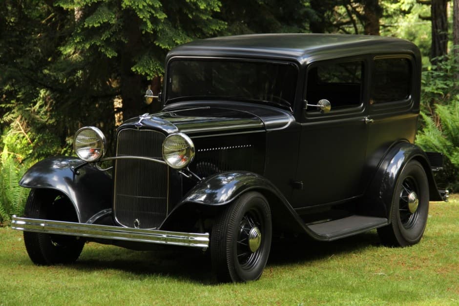 1932 Ford  sold for $10,500