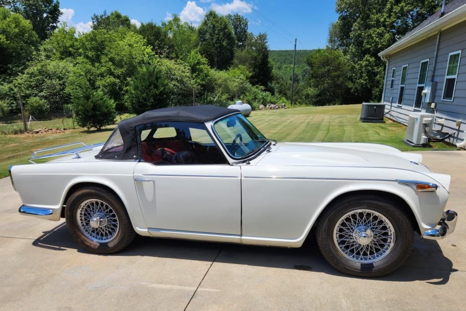 1965 Triumph TR4 sold for $18,000