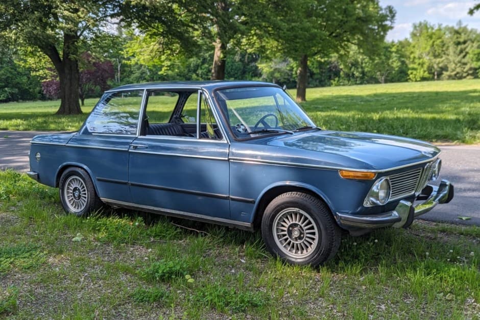 1967 BMW 1600 & 1602 sold for $6,400