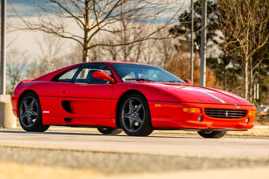 1995 Ferrari F355 sold for $95,069