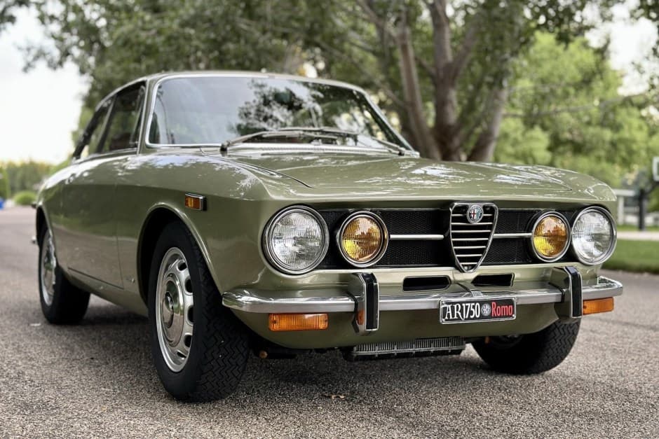 1971 Alfa Romeo 105/115 Series Coupe sold for $55,000