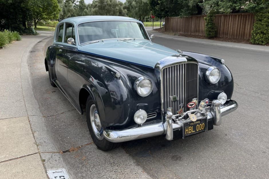 1962 Bentley S-Type sold for $28,524