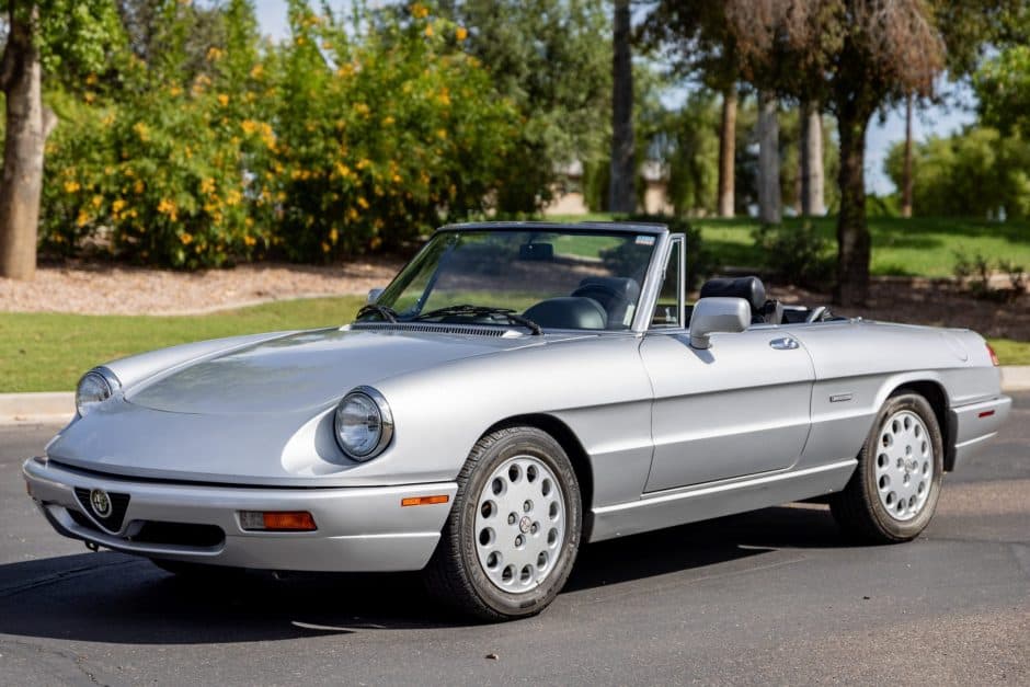1993 Alfa Romeo 105/115 Spider Series 4 sold for $11,250