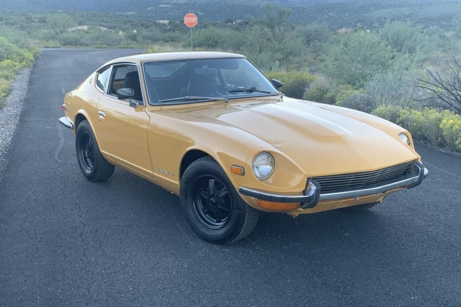 1971 Datsun 240Z sold for $12,000